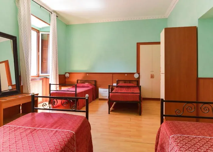 Ogbay Backpackers Haven Hostel